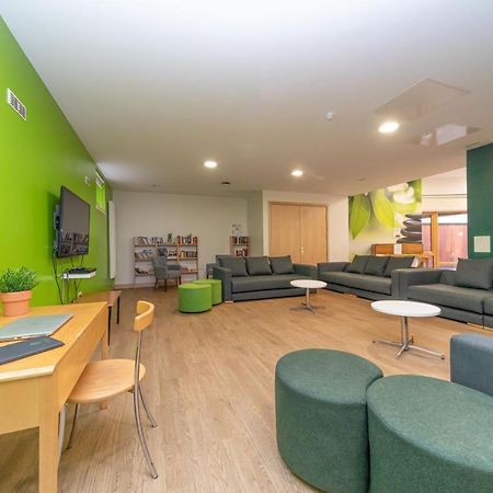 شقة Joivy Affordable 3,4,5 And 12 Bed Private Flats Next To Royal Mile (Adults Only) إدنبرة المظهر الخارجي الصورة