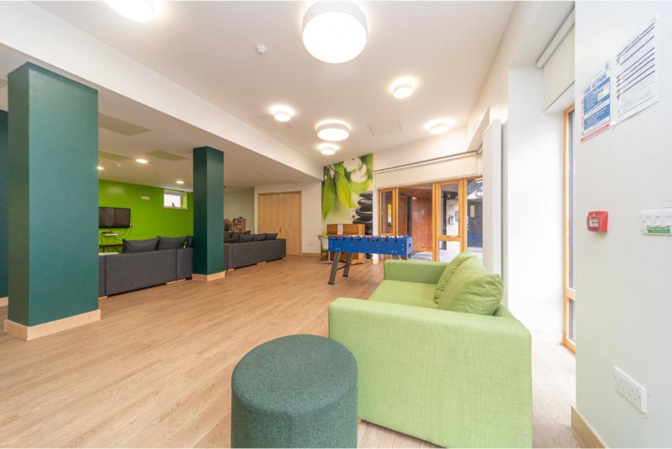 شقة Joivy Affordable 3,4,5 And 12 Bed Private Flats Next To Royal Mile (Adults Only) إدنبرة المظهر الخارجي الصورة