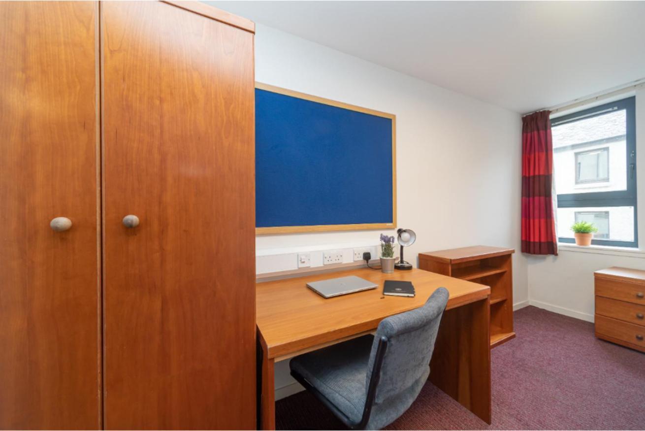 شقة Joivy Affordable 3,4,5 And 12 Bed Private Flats Next To Royal Mile (Adults Only) إدنبرة المظهر الخارجي الصورة
